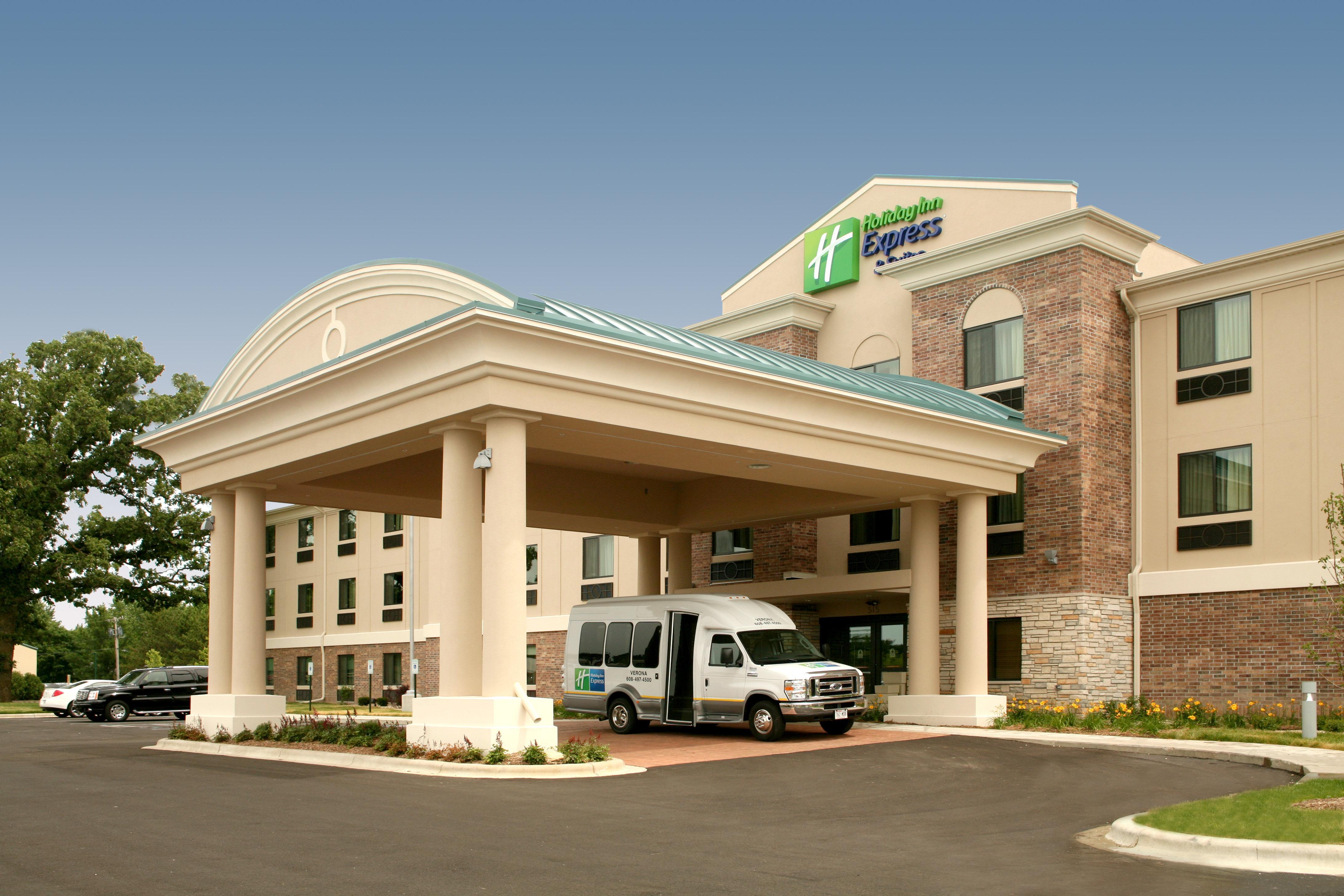 Holiday Inn Express & Suites Madison-Verona By Ihg Экстерьер фото